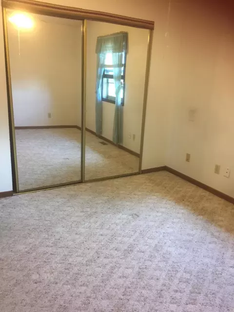 1157 Pyramid Dr, Gary, IN 46407 photo 7