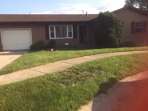 1157 Pyramid Dr, Gary, IN 46407 photo 1