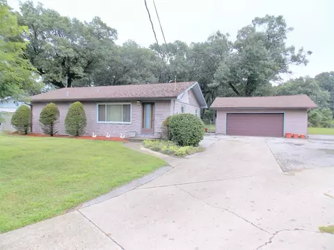 3965 Wright Cir, Gary, IN 46408 photo 1