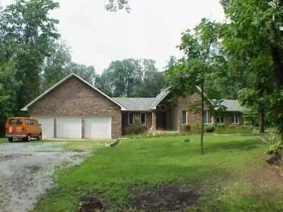 5860 E 129th Ave, Crown Point, IN 46307 photo 1
