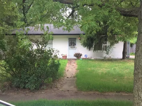 514 S Wayne St, Gary, IN 46403 photo 4