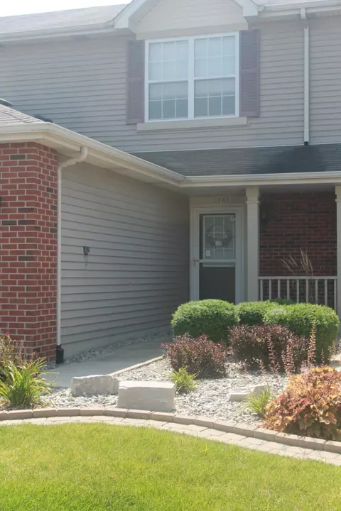 1764 Springtime Ct, Dyer, IN 46311 photo 2
