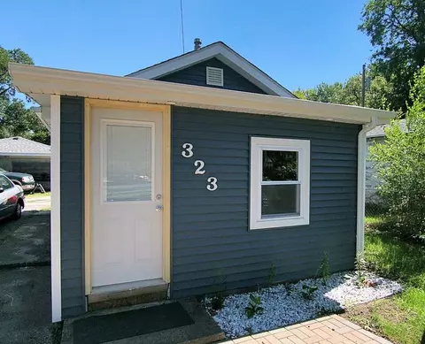 323 S Howard St, Gary, IN 46403 photo 2