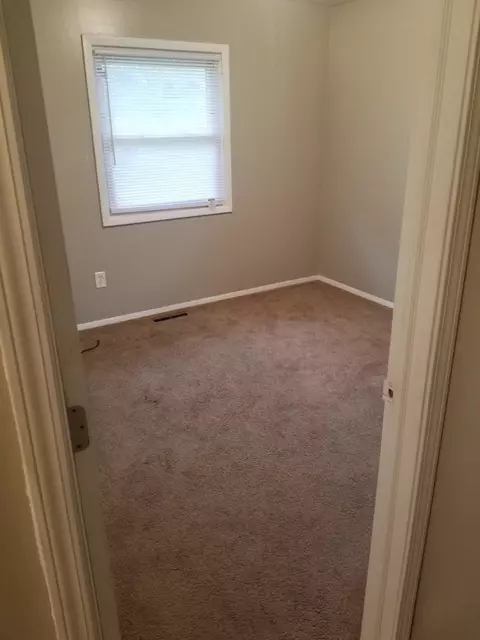 1188 Mount St, Gary, IN 46406 photo 9