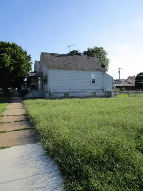 1608 Myrtle Ave, Whiting, IN 46394 photo 3