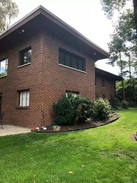 8535 Pine Ave, Gary, IN 46403 photo 5