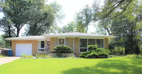 6919 Ash Ave, Gary, IN 46403 photo 2