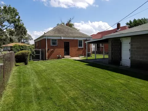 218 Arthur St, Gary, IN 46404 photo 8