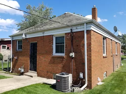 218 Arthur St, Gary, IN 46404 photo 5