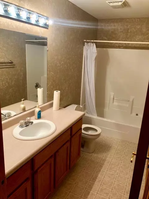 927 Cedar Dr, Crown Point, IN 46307 photo 4