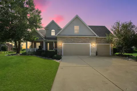 10581 Knickerbocker Ct, Saint John, IN 46373 photo 31