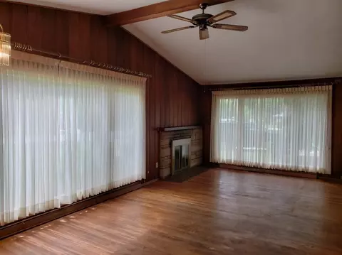 7910 Juniper Ave, Gary, IN 46403 photo 5