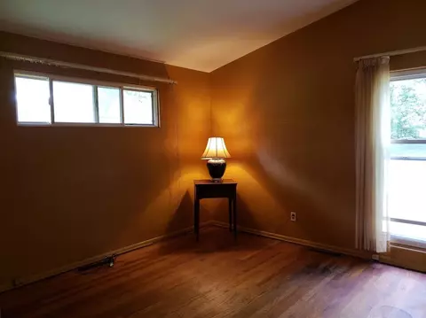 7910 Juniper Ave, Gary, IN 46403 photo 10