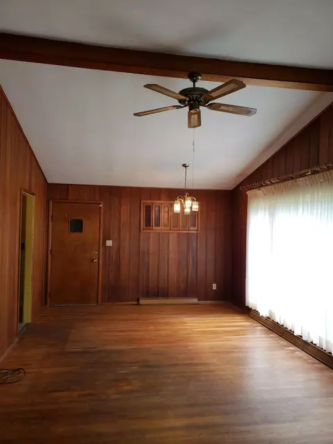 7910 Juniper Ave, Gary, IN 46403 photo 8