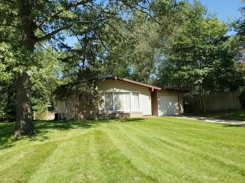 7910 Juniper Ave, Gary, IN 46403 photo 2