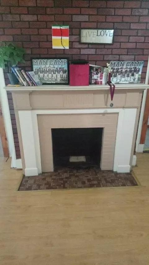 803 Pierce St, Gary, IN 46402 photo 4
