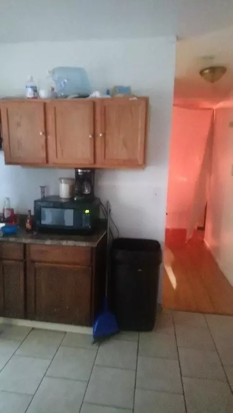 1061 Tyler St, Gary, IN 46402 photo 6