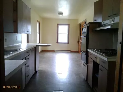 3946 Whitcomb St, Gary, IN 46408 photo 10