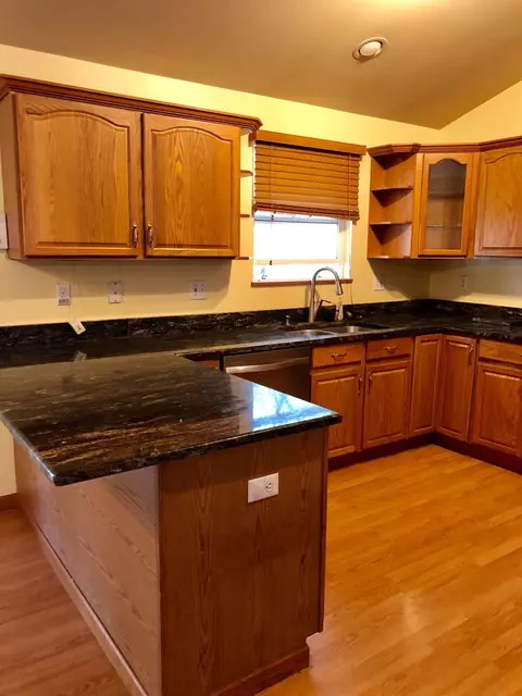 1813 Westfield Ct, Griffith, IN 46319 photo 9