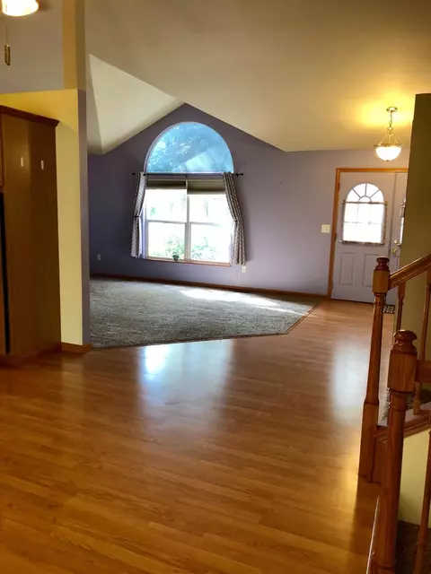 1813 Westfield Ct, Griffith, IN 46319 photo 6