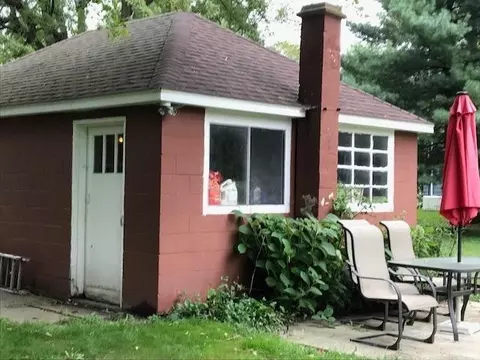 1231 W Beam St, Porter, IN 46304 photo 3