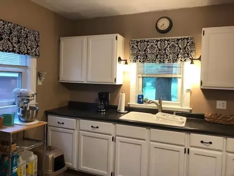 1231 W Beam St, Porter, IN 46304 photo 5