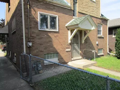 1721 Davis Ave, Whiting, IN 46394 photo 3