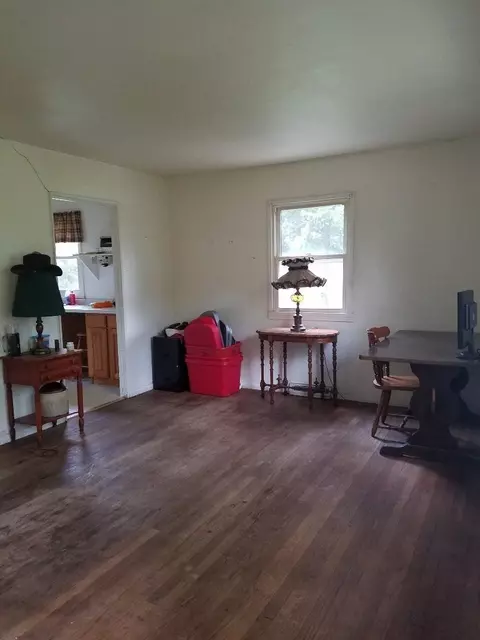 351 Maple St, Crown Point, IN 46307 photo 2