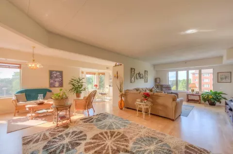 8445 Manor Ave #302, Munster, IN 46321 photo 3