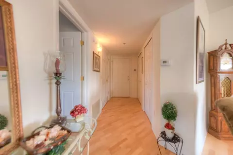 8445 Manor Ave #302, Munster, IN 46321 photo 2