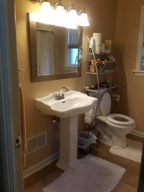 1331 Baker St, Gary, IN 46404 photo 7