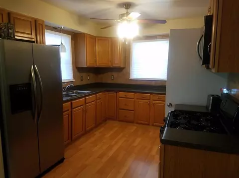 1331 Baker St, Gary, IN 46404 photo 4