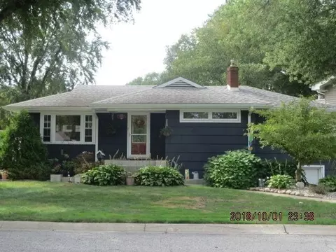 8944 Potomac Dr, Munster, IN 46321 photo 1