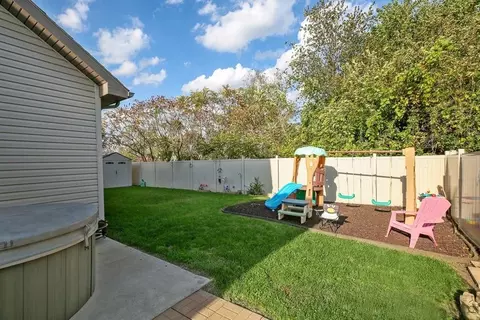 1229 Thistle Ave, Griffith, IN 46319 photo 10
