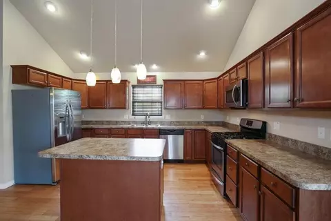 1229 Thistle Ave, Griffith, IN 46319 photo 4