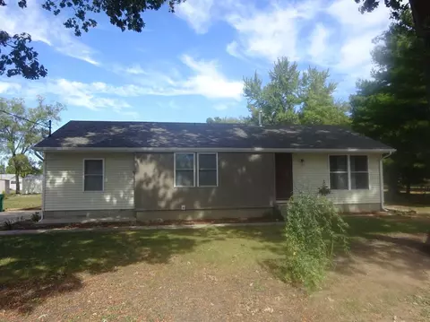 407 E Danker St, Knox, IN 46534 photo 1