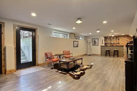 8147 Old Oak Dr, De Motte, IN 46310 photo 30