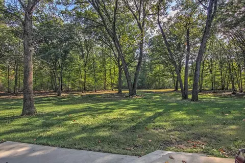 8147 Old Oak Dr, De Motte, IN 46310 photo 43