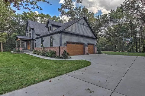 8147 Old Oak Dr, De Motte, IN 46310 photo 41