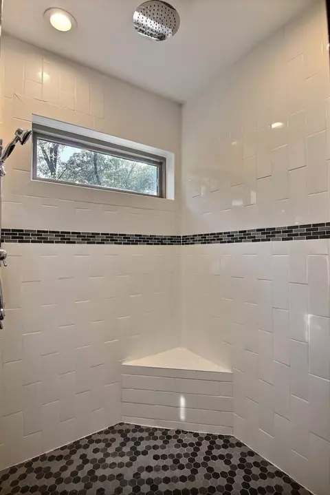 8147 Old Oak Dr, De Motte, IN 46310 photo 23