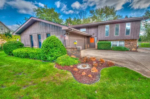 1211 N Cline Ave, Griffith, IN 46319 photo 2