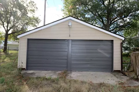 823 King St, Gary, IN 46406 photo 14