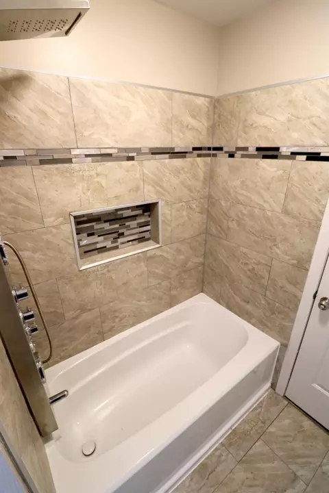 823 King St, Gary, IN 46406 photo 7