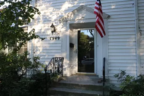 7949 Forest Ave, Munster, IN 46321 photo 2