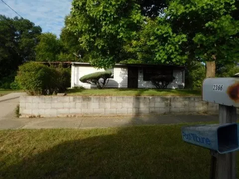 2366 Roosevelt Pl, Gary, IN 46404 photo 1