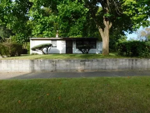 2366 Roosevelt Pl, Gary, IN 46404 photo 2