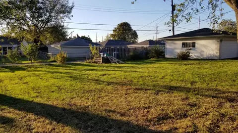 832 N Cline Ave, Griffith, IN 46319 photo 4