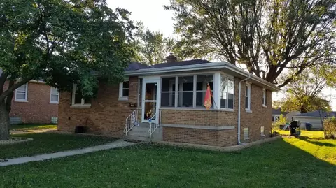 832 N Cline Ave, Griffith, IN 46319 photo 2