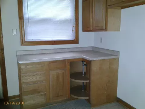 740 Van Buren St, Gary, IN 46402 photo 5