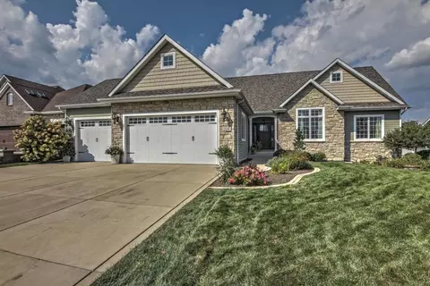224 E 127th Pl, Crown Point, IN 46307 photo 1
